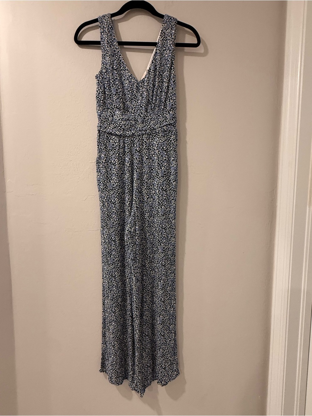 Mi ami Blue Floral V-Neck Sleeveless Maxi Dress